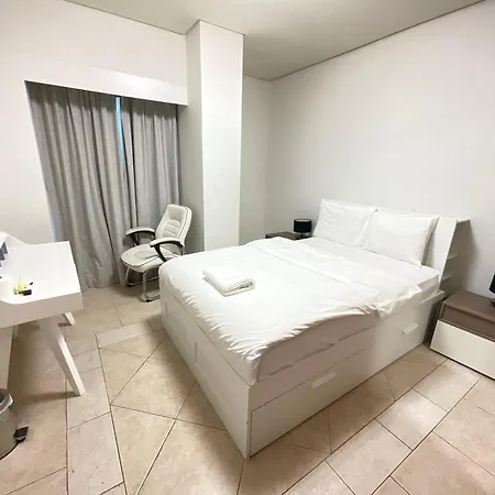 Stunning Marina View! Coliving Rooms In Princess Tower Marina Dubai Exterior photo